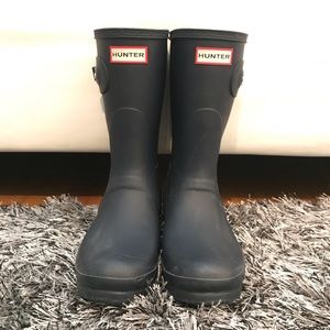 Mid-Calf Hunter Rain Boots